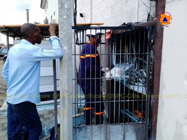 GRAND-BASSAM : UN HOTEL SAUVE DES FLAMMES PAR LES POMPIERS CIVILS