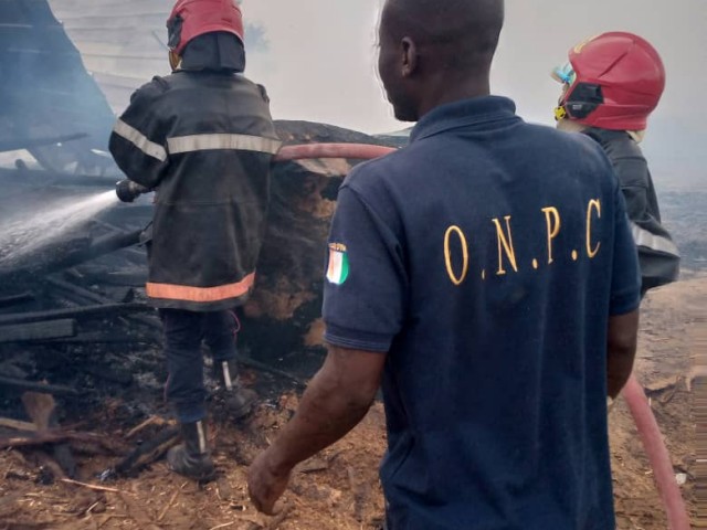LES POMPIERS CIVILS DE LA BAGOUE, DE L’INDENIE-DJUABLIN ET DU LOH-DJIBOUA INTERVIENNENT SUR DES INCENDIES