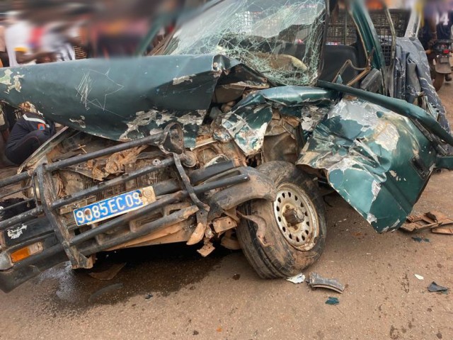 LES POMPIERS CIVILS PRENNENT EN CHARGE 17 JOUEURS VICTIMES D’UN ACCIDENT DE LA CIRCULATION A KATIOLA ET 3 AUTRES A GAGNOA